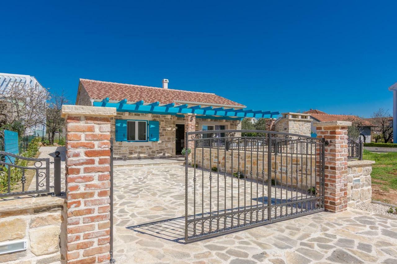 Villa Delozija Sukošan المظهر الخارجي الصورة