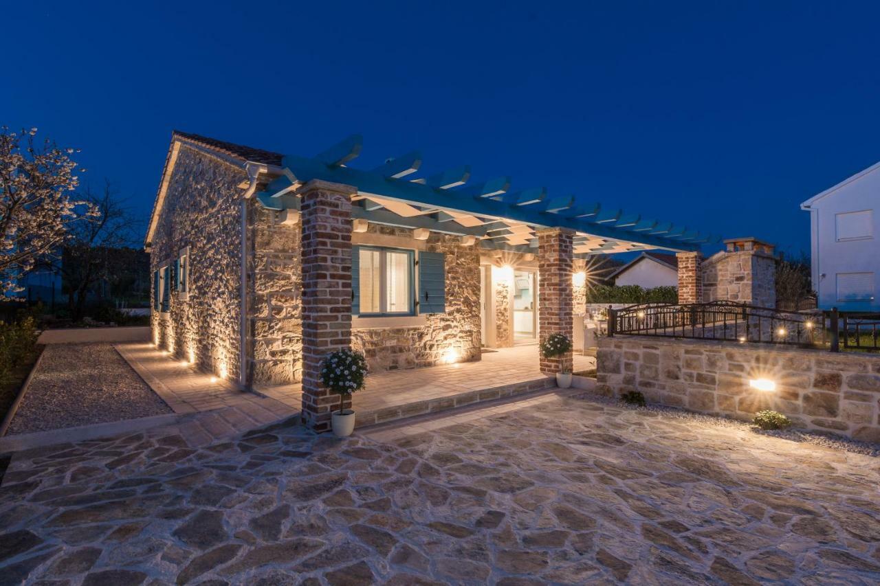 Villa Delozija Sukošan المظهر الخارجي الصورة